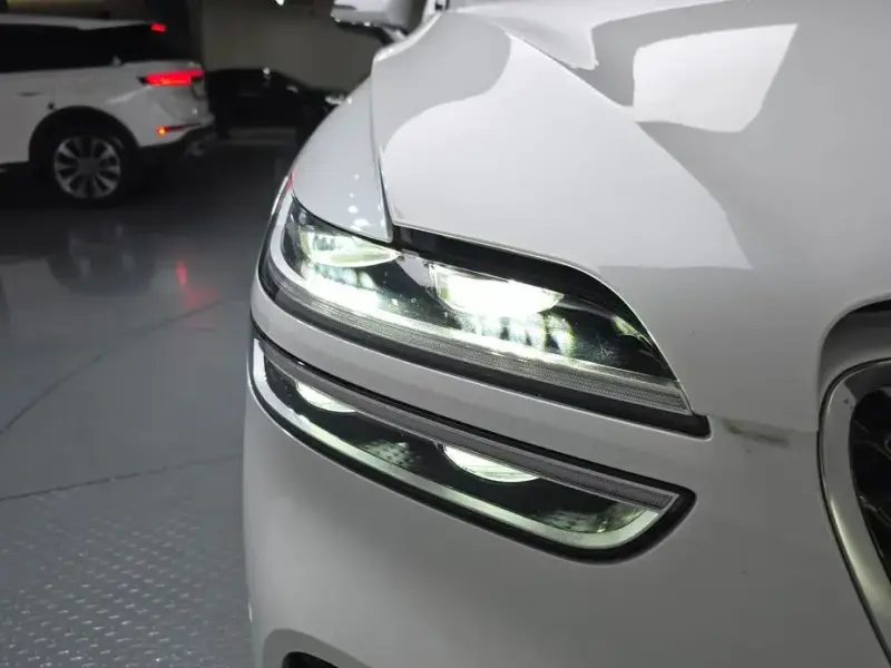 2022 Genesis GV70 с пробегом 70 762 км