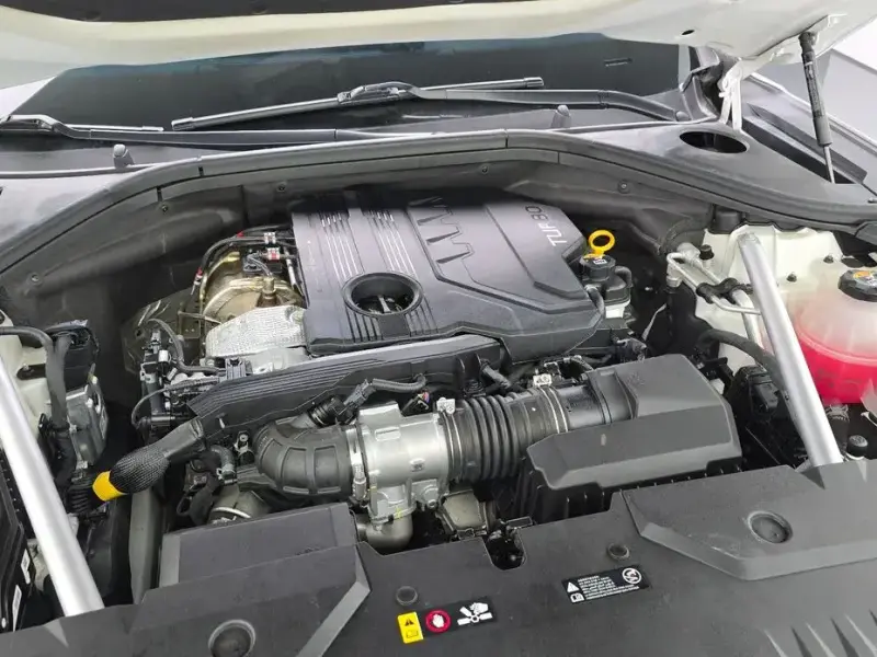 2021 Genesis GV70 с пробегом 67 273 км