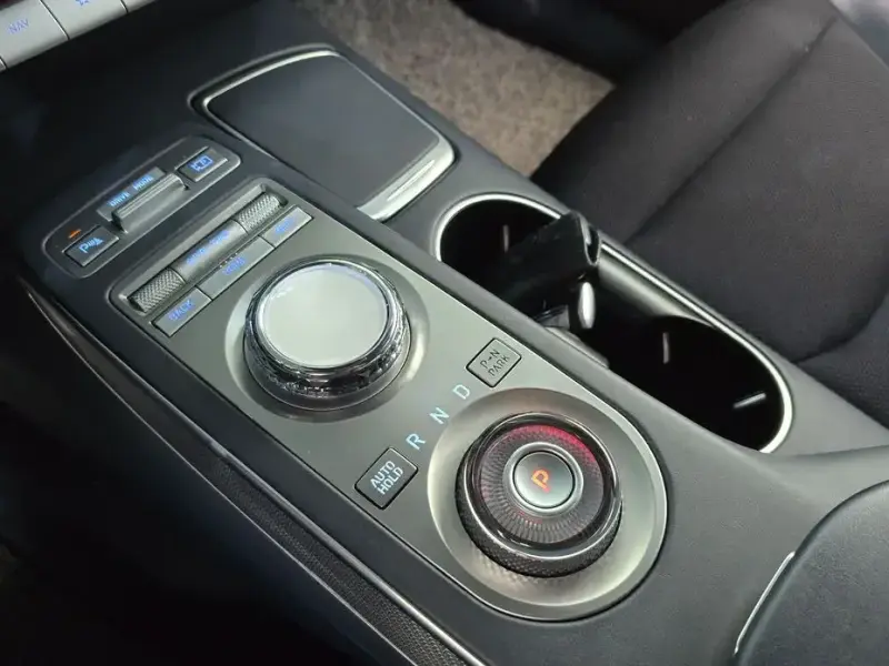 2021 Genesis GV70 с пробегом 67 273 км