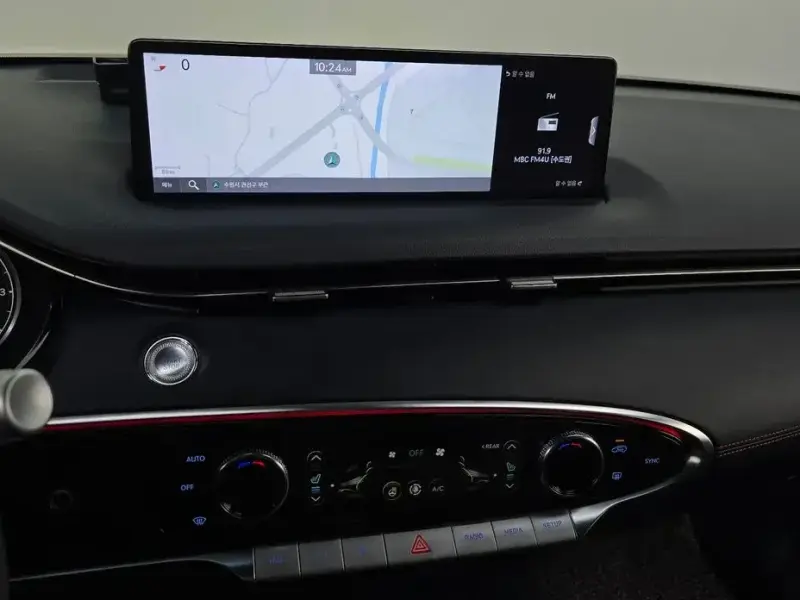 2021 Genesis GV70 с пробегом 67 273 км