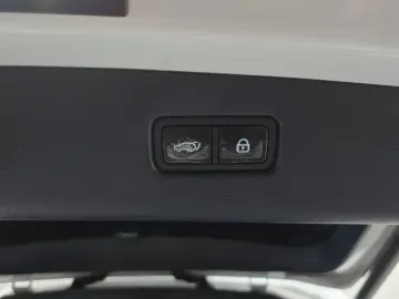 2021 Genesis GV70 с пробегом 67 273 км