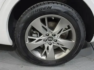 2021 Genesis GV70 с пробегом 67 273 км