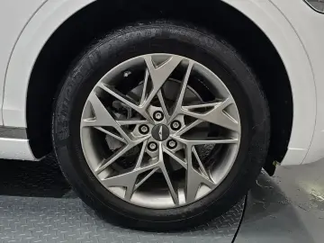 2021 Genesis GV70 с пробегом 64 494 км