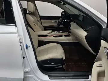 2021 Genesis GV70 с пробегом 64 494 км