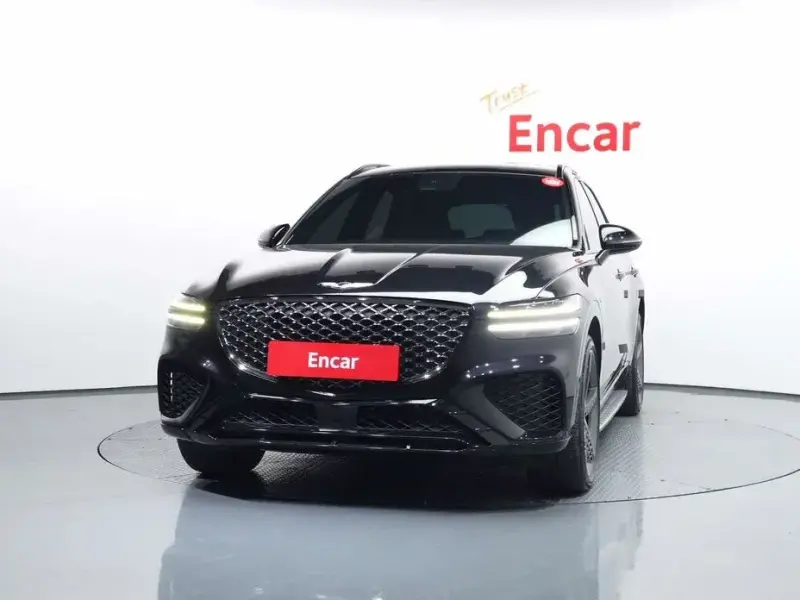 2021 Genesis GV70 с пробегом 47 768 км