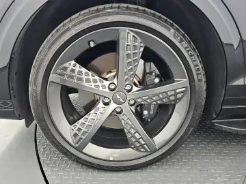2021 Genesis GV70 с пробегом 47 768 км
