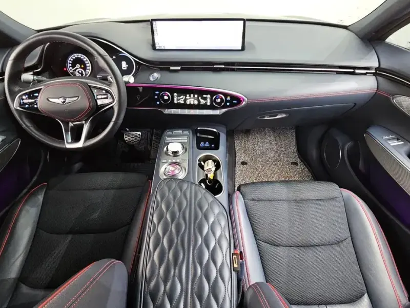 2021 Genesis GV70 с пробегом 47 768 км