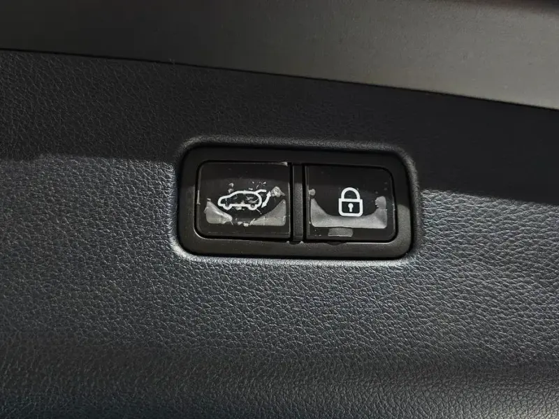 2021 Genesis GV70 с пробегом 47 768 км