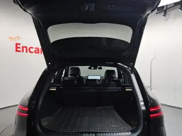 2021 Genesis GV70 с пробегом 47 768 км