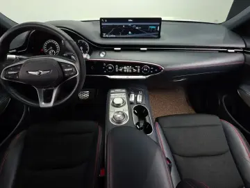 2022 Genesis GV70 с пробегом 95 085 км