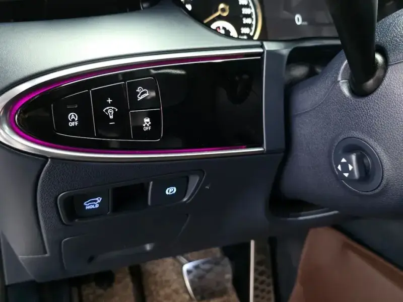 2022 Genesis GV70 с пробегом 95 085 км