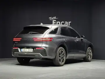 2021 Genesis GV70 с пробегом 56 631 км