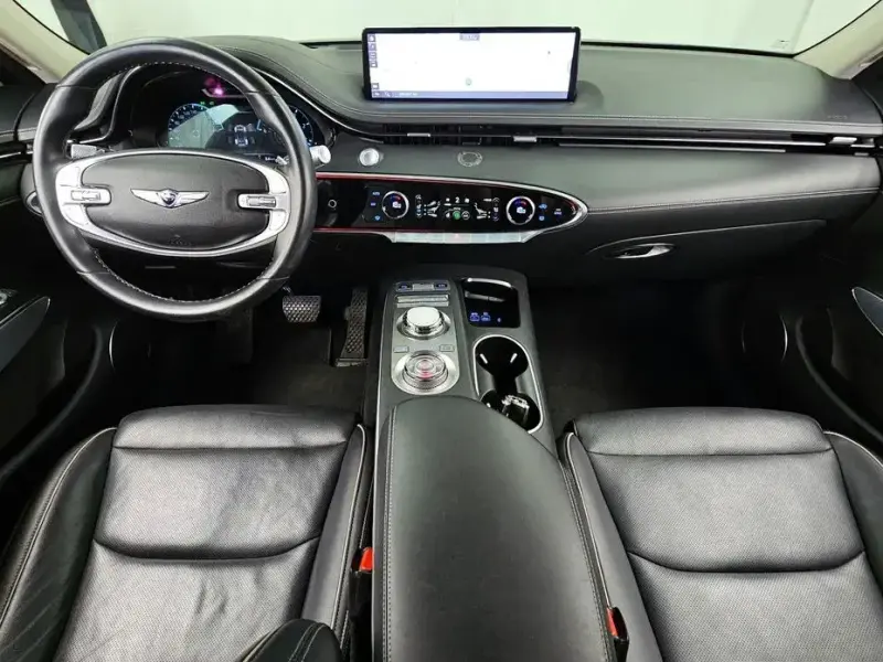 2021 Genesis GV70 с пробегом 56 631 км