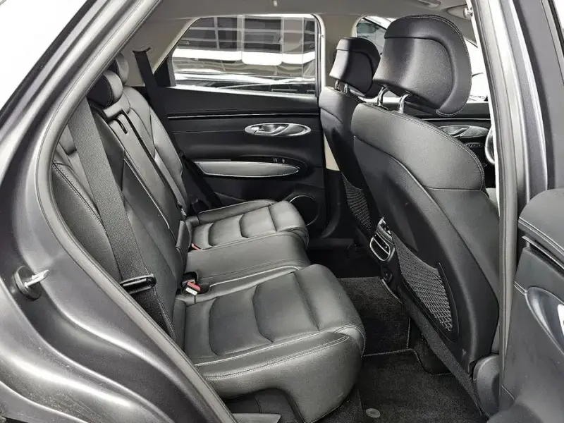 2021 Genesis GV70 с пробегом 56 631 км