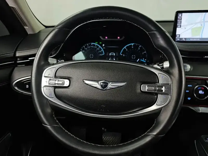 2021 Genesis GV70 с пробегом 56 631 км