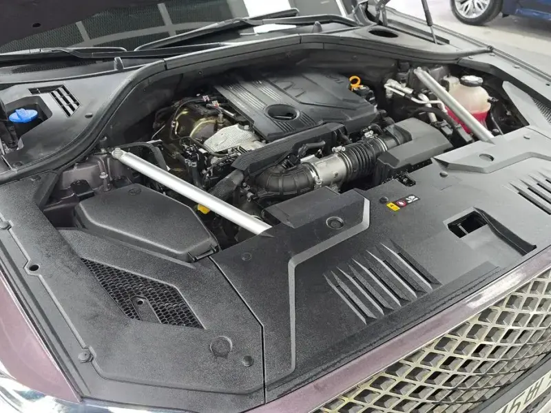 2021 Genesis GV70 с пробегом 91 171 км