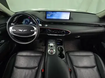 2021 Genesis GV70 с пробегом 91 171 км