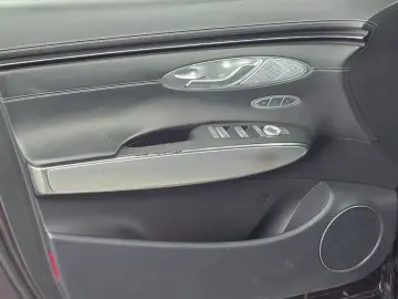 2021 Genesis GV70 с пробегом 91 171 км