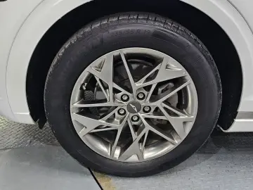 2021 Genesis GV70 с пробегом 75 538 км