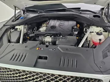 2021 Genesis GV70 с пробегом 75 538 км