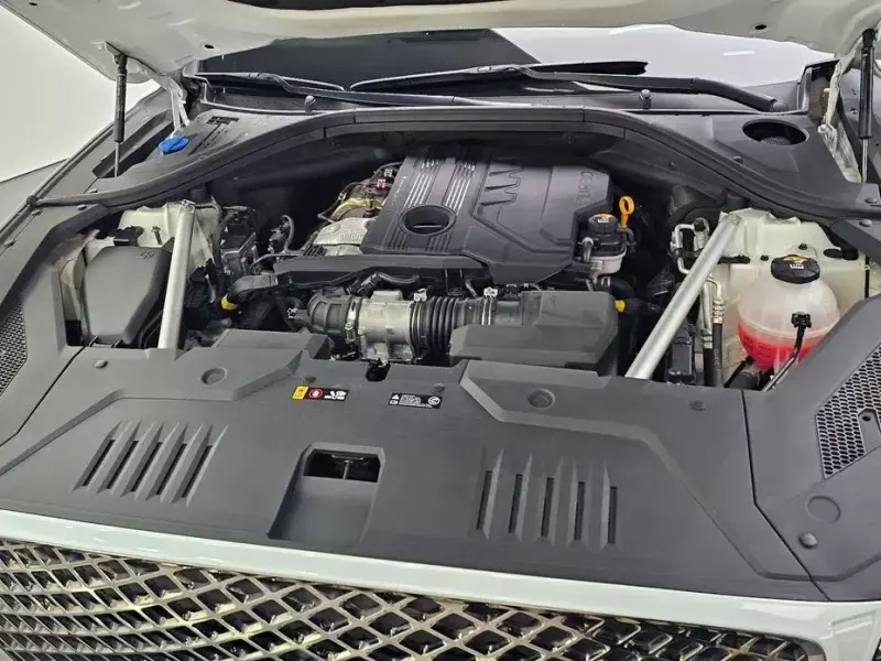 2021 Genesis GV70 с пробегом 75 538 км