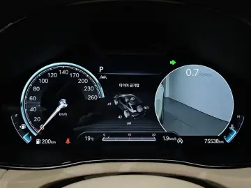 2021 Genesis GV70 с пробегом 75 538 км