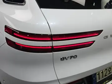 2021 Genesis GV70 с пробегом 75 538 км