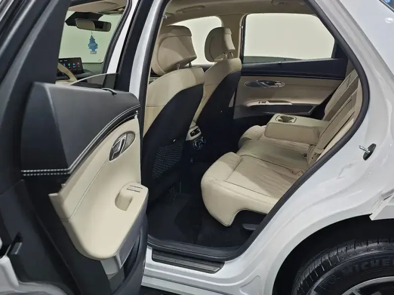 2021 Genesis GV70 с пробегом 75 538 км