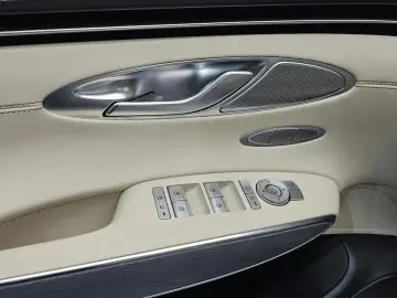 2021 Genesis GV70 с пробегом 75 538 км