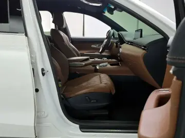 2021 Genesis GV70 с пробегом 49 678 км
