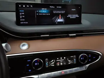 2021 Genesis GV70 с пробегом 49 678 км