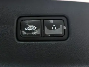 2021 Genesis GV70 с пробегом 49 678 км