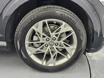 2021 Genesis GV70 с пробегом 85 788 км