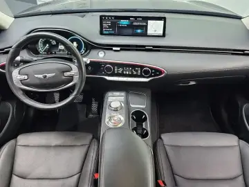 2021 Genesis GV70 с пробегом 85 788 км
