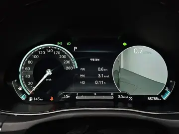 2021 Genesis GV70 с пробегом 85 788 км