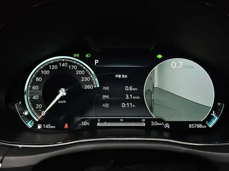 2021 Genesis GV70 с пробегом 85 788 км