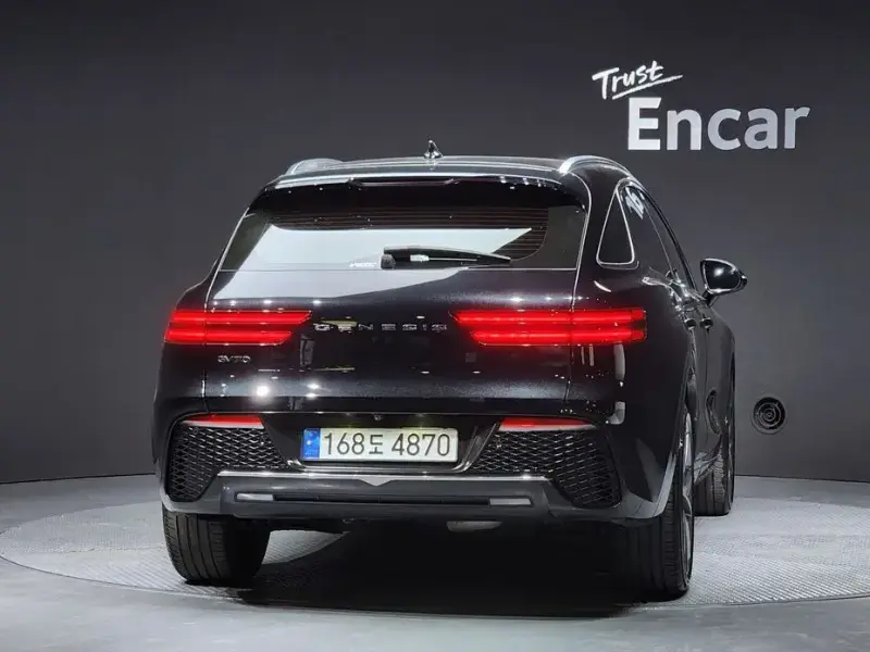 2022 Genesis GV70 с пробегом 41 656 км