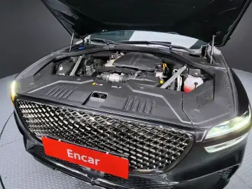 2022 Genesis GV70 с пробегом 41 656 км