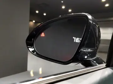 2022 Genesis GV70 с пробегом 41 656 км