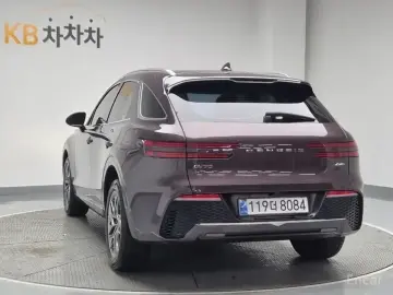 2021 Genesis GV70 с пробегом 99 813 км