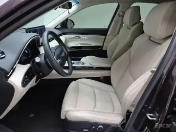 2021 Genesis GV70 с пробегом 99 813 км