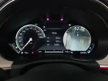 2021 Genesis GV70 с пробегом 52 978 км