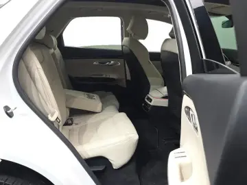 2021 Genesis GV70 с пробегом 52 978 км