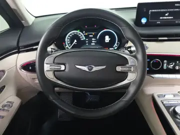 2021 Genesis GV70 с пробегом 52 978 км