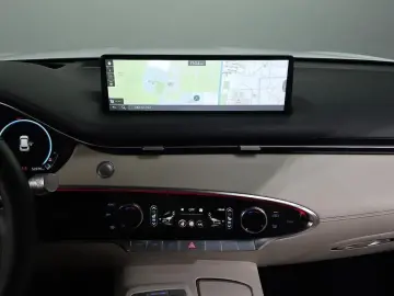2021 Genesis GV70 с пробегом 52 978 км