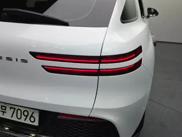 2021 Genesis GV70 с пробегом 52 978 км