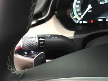 2021 Genesis GV70 с пробегом 52 978 км