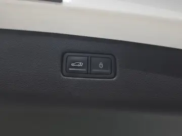 2021 Genesis GV70 с пробегом 52 978 км