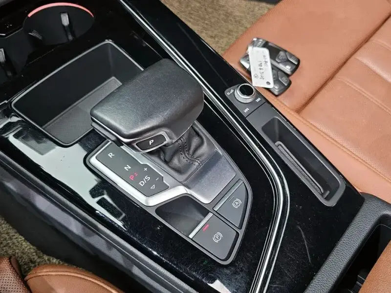 2021 Audi A4 с пробегом 47 137 км