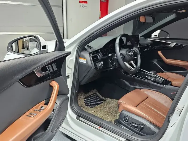 2021 Audi A4 с пробегом 47 137 км